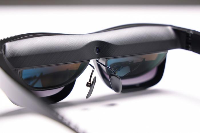 轻薄便携引领可穿戴潮流 雷鸟Air智能眼镜的设计细节解析